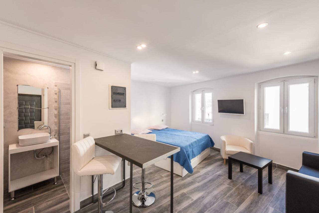 Corfu Downtown Suites 외부 사진