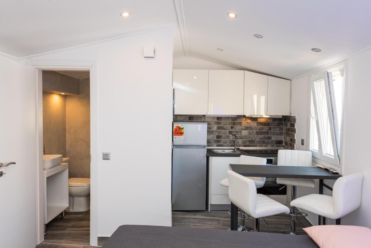 Corfu Downtown Suites 외부 사진